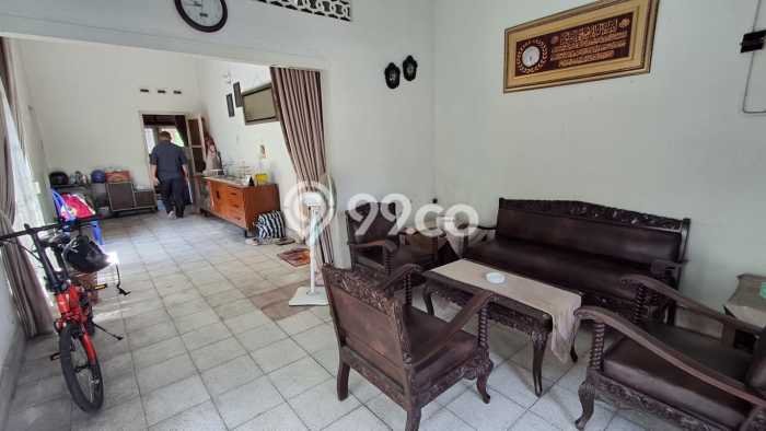 For Sale Rumah Elit Exclusive di Pasar Kliwon, Surakarta For Sale Rumah Elit Exclusive di Pasar Kliwon, Surakarta