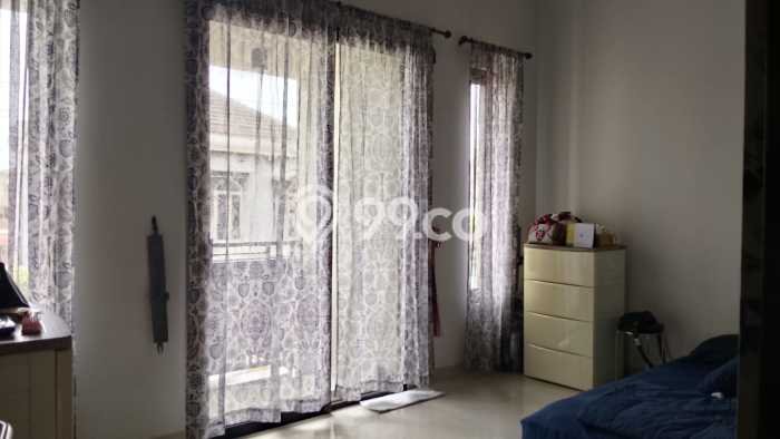 Area Ramai! Ruko Dijual di Banjarsari untuk Bisnis Luas Bangunan 180m2 Area Ramai! Ruko Dijual di Banjarsari untuk Bisnis Luas Bangunan 180m2