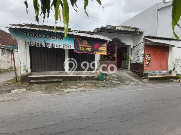 Dijual Rumah 5 Kamar Lokasi Ideal Nyaman dan Strategis di Banjarsari Dijual Rumah 5 Kamar Lokasi Ideal Nyaman dan Strategis di Banjarsari