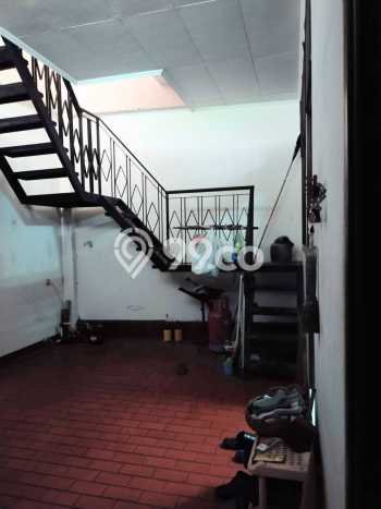 Rumah Modern Cantik 5 KT Siap Huni di Jebres Rumah Modern Cantik 5 KT Siap Huni di Jebres