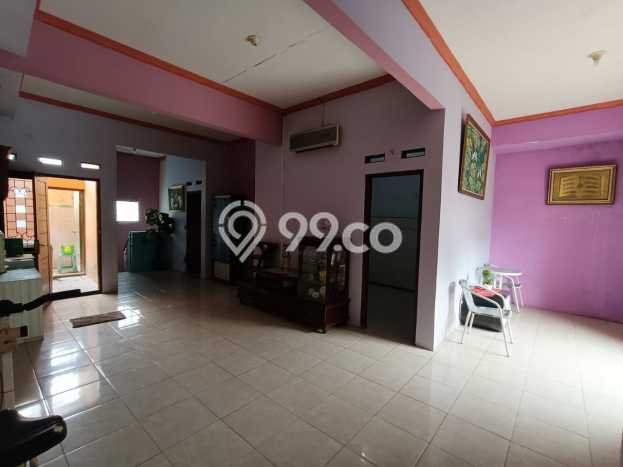 Dijual Cepat Rumah Bagus Siap Huni LB 160m2 di Banjarsari, Surakarta Dijual Cepat Rumah Bagus Siap Huni LB 160m2 di Banjarsari, Surakarta