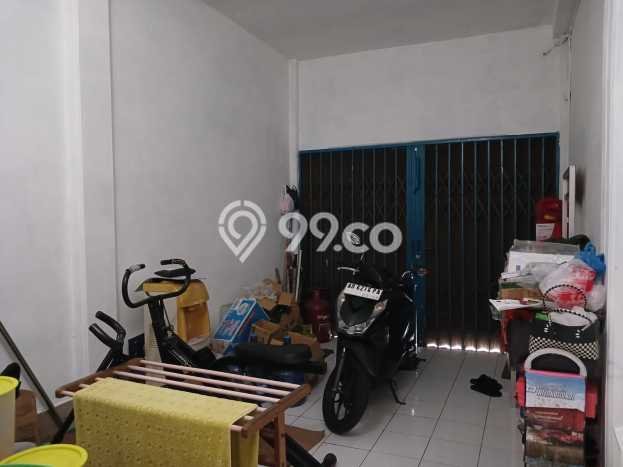 Rumah Strategis Modern Lb 150m2 di Laweyan, Surakarta Rumah Strategis Modern Lb 150m2 di Laweyan, Surakarta