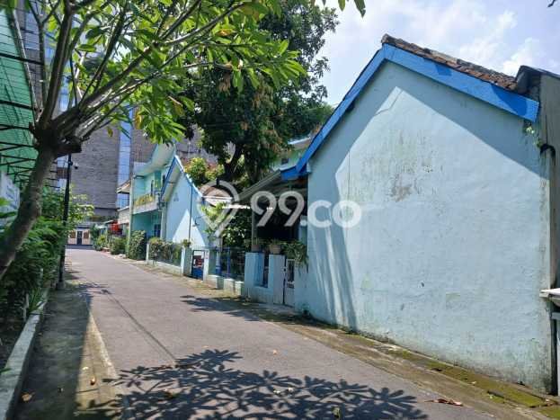 Unit Kost Dijual di Kawasan Laweyan Surakarta dengan 30 KT Unit Kost Dijual di Kawasan Laweyan Surakarta dengan 30 KT