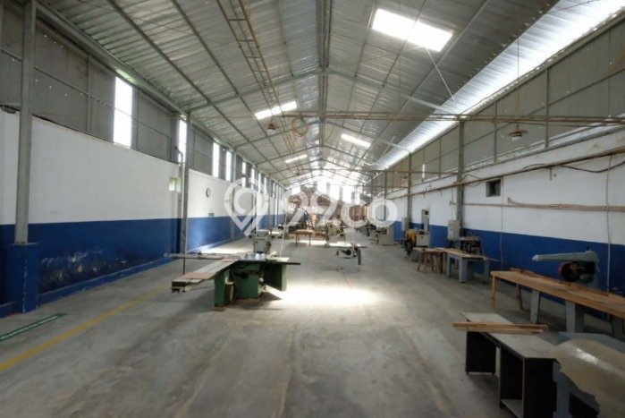 Unit Gudang Dijual di Baki Sukoharjo Luas Bangunan 2112m2 Unit Gudang Dijual di Baki Sukoharjo Luas Bangunan 2112m2