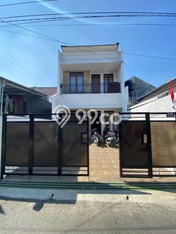 Hunian Cantik Modern Lb 160m2 di Arcamanik, Bandung Hunian Cantik Modern Lb 160m2 di Arcamanik, Bandung