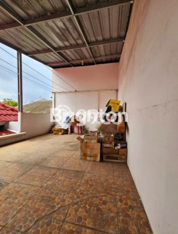 Rumah sewa siap huni 5 Kamar Tidur di Tawangmas, Semarang Rumah sewa siap huni 5 Kamar Tidur di Tawangmas, Semarang