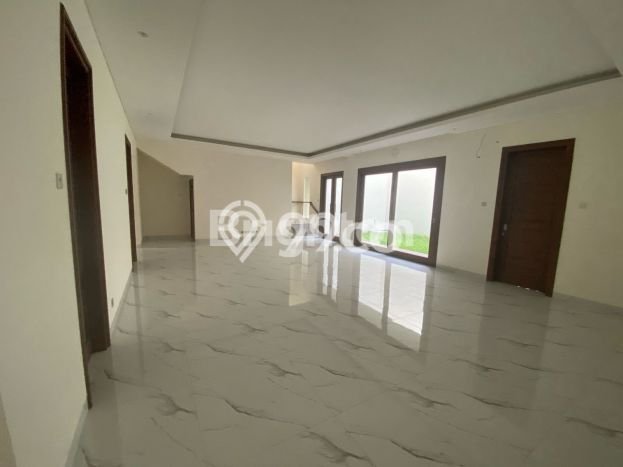 Siap Huni Rumah Mewah 5 Kamar di Mlati Dekat ke Mana Pun Siap Huni Rumah Mewah 5 Kamar di Mlati Dekat ke Mana Pun