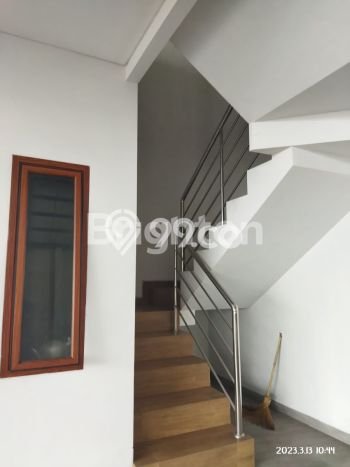 Disewakan Gudang di Karanganyar Karanganyar LT 707m2, LB 500m2 Disewakan Gudang di Karanganyar Karanganyar LT 707m2, LB 500m2