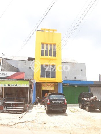 Ruko Bagus Dijual LB 225m2 Lokasi Strategis Depok Area Cocok untuk Berbisnis Ruko Bagus Dijual LB 225m2 Lokasi Strategis Depok Area Cocok untuk Berbisnis