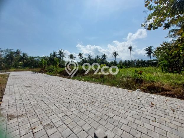 Tanah Area Berkembang di Pengasih, Luas 105m², Akses ke Pusat Kota, Lingkungan Asri Tanah Area Berkembang di Pengasih, Luas 105m², Akses ke Pusat Kota, Lingkungan Asri