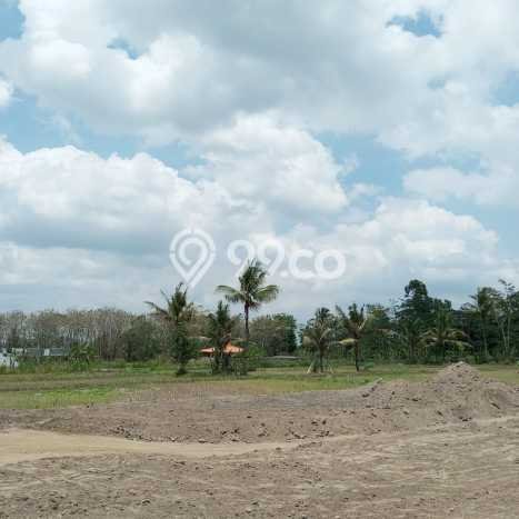 Lahan Strategis di Pakem Dijual dengan Luas 126m2 Lahan Strategis di Pakem Dijual dengan Luas 126m2
