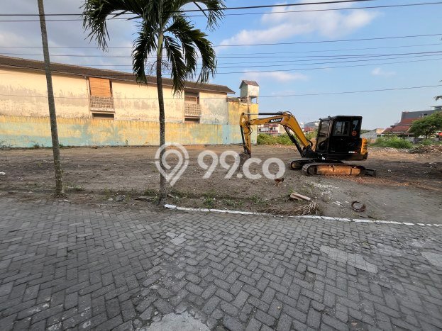 Lahan Dijual Lokasi Depok, Sleman dengan Luas Tanah 180m2 dan Status SHM Lahan Dijual Lokasi Depok, Sleman dengan Luas Tanah 180m2 dan Status SHM