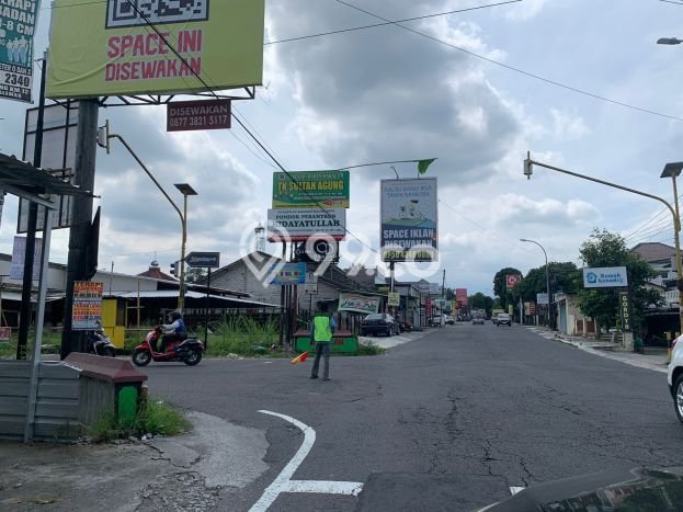 Lahan Strategis di Pakem Dijual dengan Luas 126m2 Lahan Strategis di Pakem Dijual dengan Luas 126m2