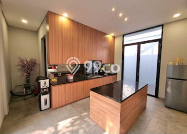 Jual Rumah Luas Elegan Dengan View Cantik di Gading Serpong, Tangerang Jual Rumah Luas Elegan Dengan View Cantik di Gading Serpong, Tangerang