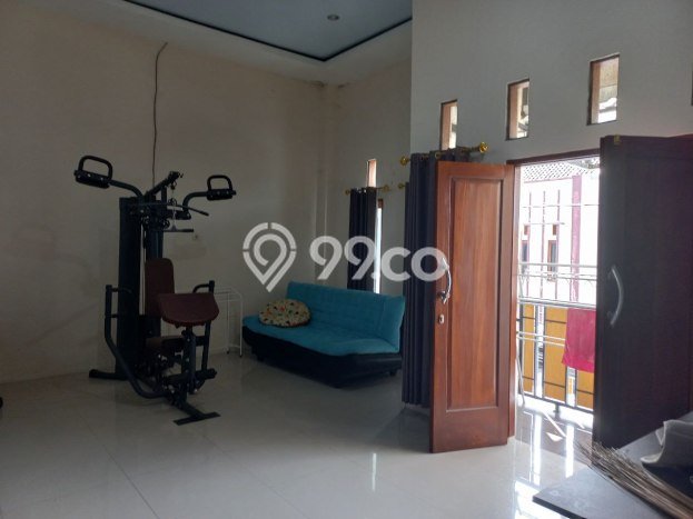 Rumah Harga Nego LT 110m² di Kawasan Perumahan Colomadu, Karanganyar Rumah Harga Nego LT 110m² di Kawasan Perumahan Colomadu, Karanganyar