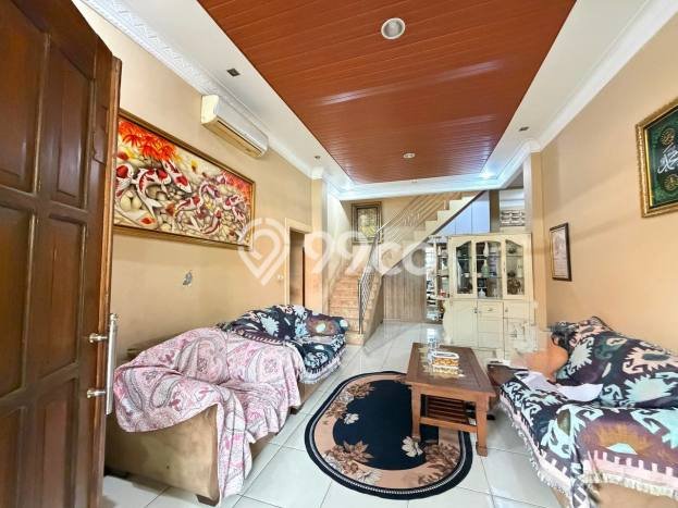 Hunian Cantik Modern Lb 240m2 di Banjarsari, Solo Hunian Cantik Modern Lb 240m2 di Banjarsari, Solo