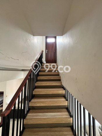 For Sale Rumah Mewah Exclusive di Laweyan, Surakarta For Sale Rumah Mewah Exclusive di Laweyan, Surakarta