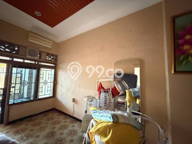 Hunian Cantik Modern Lb 240m2 di Banjarsari, Solo Hunian Cantik Modern Lb 240m2 di Banjarsari, Solo