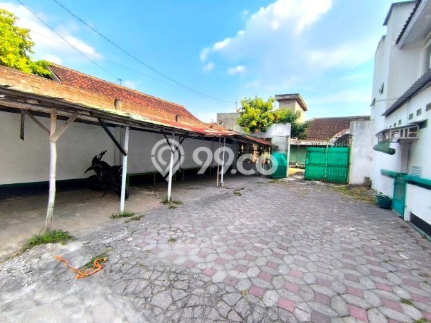 Hot Offer Hunian Mewah Ideal dan Luas di Pasar Kliwon, Surakarta Hot Offer Hunian Mewah Ideal dan Luas di Pasar Kliwon, Surakarta