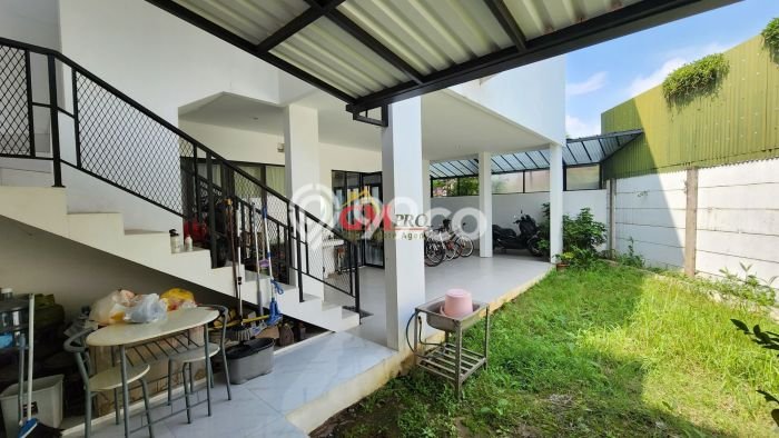 For Sale! Premium House LT 323m2 Desain Modern di Setra Duta For Sale! Premium House LT 323m2 Desain Modern di Setra Duta