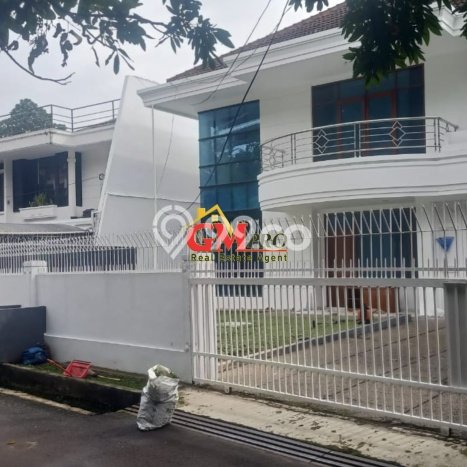Disewakan! Rumah 4 Kamar Tidur &
3 Kamar Mandi di Hegarmanah, Bandung Disewakan! Rumah 4 Kamar Tidur &
3 Kamar Mandi di Hegarmanah, Bandung
