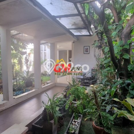 Rumah Elit LB 380m2 Siap Huni Desain Elegan di Moch Toha, Bandung Rumah Elit LB 380m2 Siap Huni Desain Elegan di Moch Toha, Bandung