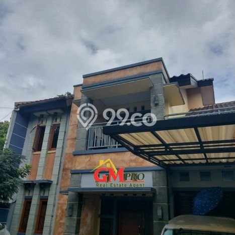 Dijual Rumah Mewah Megah Dengan View Cantik di Cikutra, Bandung Dijual Rumah Mewah Megah Dengan View Cantik di Cikutra, Bandung