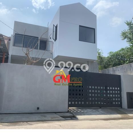 KESEMPATAN EMAS! Rumah di Arcamanik, Bandung, Luas 148m² LB 161m² KESEMPATAN EMAS! Rumah di Arcamanik, Bandung, Luas 148m² LB 161m²