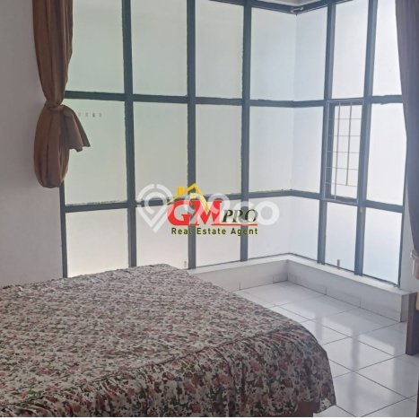 Disewakan! Rumah 4 Kamar Tidur &
3 Kamar Mandi di Hegarmanah, Bandung Disewakan! Rumah 4 Kamar Tidur &
3 Kamar Mandi di Hegarmanah, Bandung