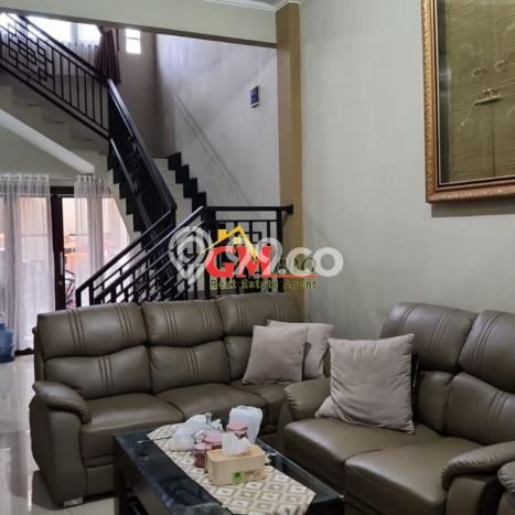 Hunian Cantik Modern Lb 190m2 di Regol, Bandung Hunian Cantik Modern Lb 190m2 di Regol, Bandung