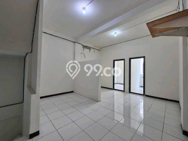 Ruko For Rent Kawasan Sukolilo, Luas 180m², Area Bisnis, Akses Utama Ruko For Rent Kawasan Sukolilo, Luas 180m², Area Bisnis, Akses Utama