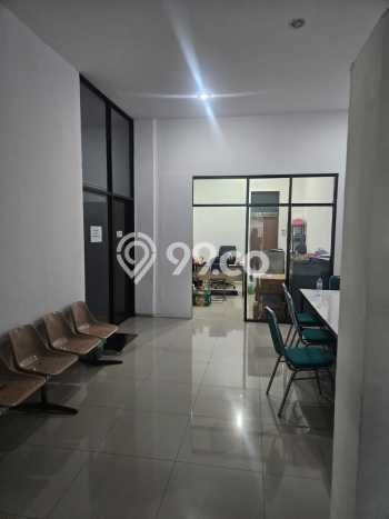 Area Ramai! Ruko Dijual di Sawahan untuk Bisnis Luas Bangunan 507m2 Area Ramai! Ruko Dijual di Sawahan untuk Bisnis Luas Bangunan 507m2