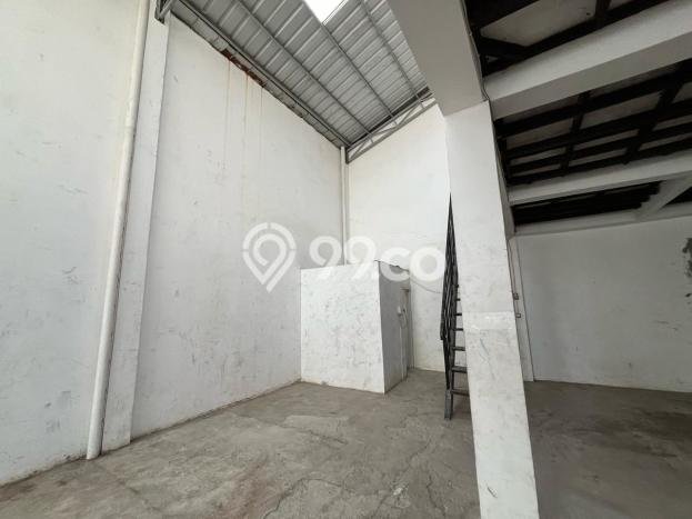 Unit Gudang disewakan di Cengkareng Jakarta Barat dengan LT 225m2 / LB 225m2 Unit Gudang disewakan di Cengkareng Jakarta Barat dengan LT 225m2 / LB 225m2