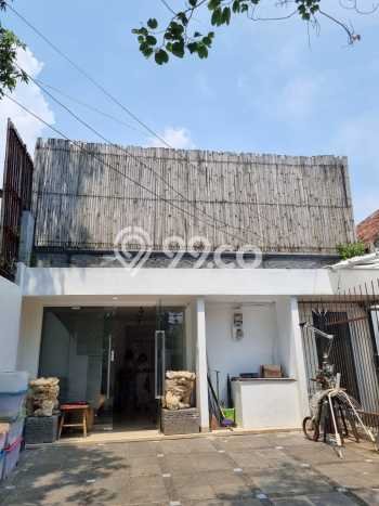 Rumah Eksklusif Siap Huni LT 728m2 di Menteng, Jakarta Pusat Rumah Eksklusif Siap Huni LT 728m2 di Menteng, Jakarta Pusat