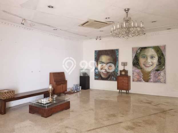 Rumah Eksklusif Siap Huni LT 728m2 di Menteng, Jakarta Pusat Rumah Eksklusif Siap Huni LT 728m2 di Menteng, Jakarta Pusat