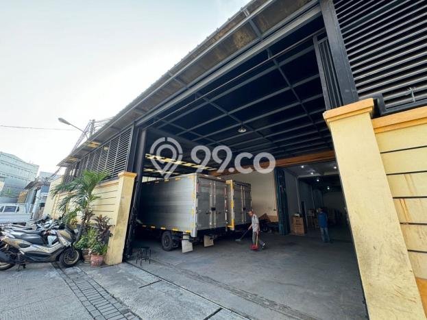 Gudang Dijual di Jakarta Utara LT 504m2 & LB 1000m2 Lokasi Terbaik! Gudang Dijual di Jakarta Utara LT 504m2 & LB 1000m2 Lokasi Terbaik!