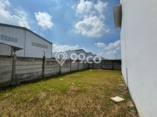 Disewakan Gudang komersial di Karawang Timur luas bangunan 360m2 Disewakan Gudang komersial di Karawang Timur luas bangunan 360m2