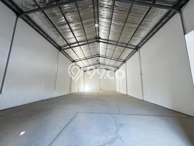 Disewakan Gudang komersial di Karawang Timur luas bangunan 360m2 Disewakan Gudang komersial di Karawang Timur luas bangunan 360m2