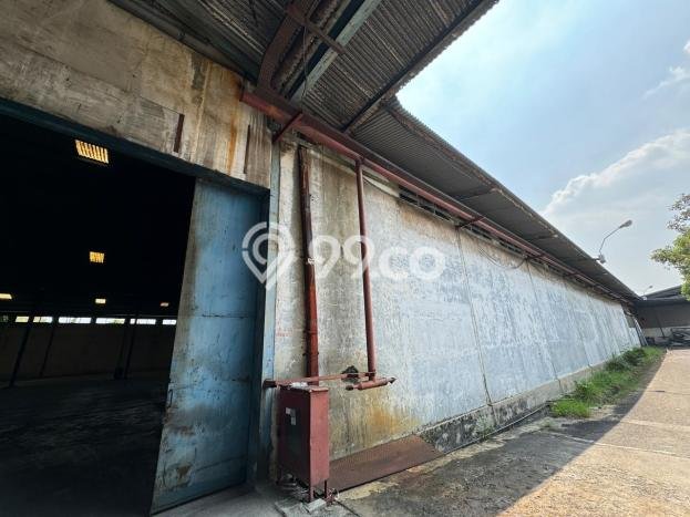 Gudang Komersial Disewakan di Karawaci Tangerang Luas 2480m2 Gudang Komersial Disewakan di Karawaci Tangerang Luas 2480m2