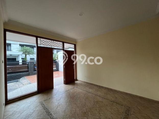 Disewakan Cepat Rumah Kondisi Bagus di Area Kebayoran Baru, Jakarta Selatan Disewakan Cepat Rumah Kondisi Bagus di Area Kebayoran Baru, Jakarta Selatan