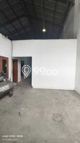 Unit Gudang Dijual di Jakarta Utara LT 520m2 & LB 570m2 Unit Gudang Dijual di Jakarta Utara LT 520m2 & LB 570m2
