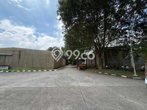 Lokasi Strategis! Dijual Gudang Bisnis di Subang, Subang Kondisi Baik Lokasi Strategis! Dijual Gudang Bisnis di Subang, Subang Kondisi Baik