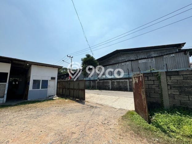 Unit Gudang Disewakan di Batu Ceper di Area Ramai & Strategis Unit Gudang Disewakan di Batu Ceper di Area Ramai & Strategis