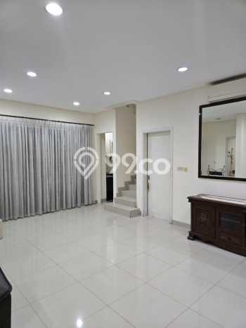 Hunian Elit LB 200m2 Siap Huni Desain Elegan di Green Lake City, Jakarta Barat Hunian Elit LB 200m2 Siap Huni Desain Elegan di Green Lake City, Jakarta Barat