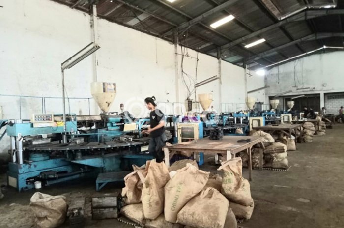 Gudang Dijual di Jati Uwung LT 7550m2, LB 4500m2 Solusi Investasi Cerdas Gudang Dijual di Jati Uwung LT 7550m2, LB 4500m2 Solusi Investasi Cerdas
