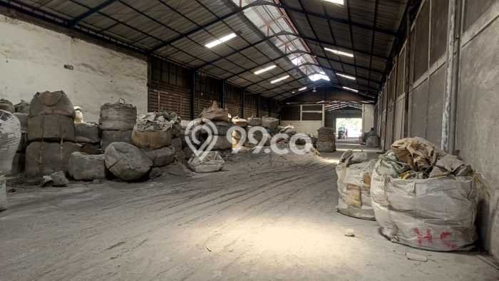 Gudang Dijual di Tangerang LT 2688m2 & LB 2688m2 Lokasi Terbaik! Gudang Dijual di Tangerang LT 2688m2 & LB 2688m2 Lokasi Terbaik!