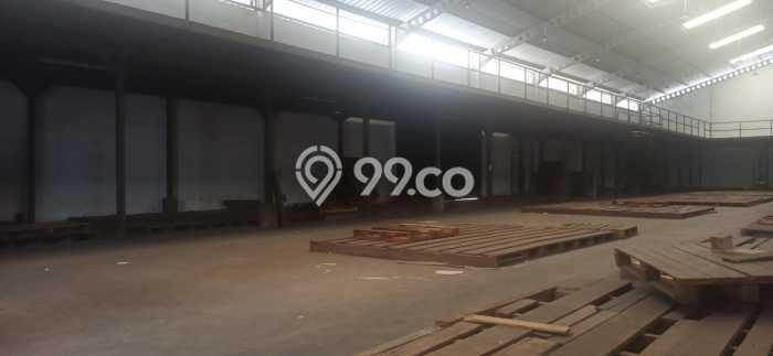 Disewakan Gudang di Kawasan Ramai Sunter Luas 2680m2 Disewakan Gudang di Kawasan Ramai Sunter Luas 2680m2