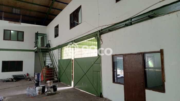 Unit Gudang Disewa Lokasi Karawaci, Tangerang Spesifikasi Luas Bangunan 1500m2 Unit Gudang Disewa Lokasi Karawaci, Tangerang Spesifikasi Luas Bangunan 1500m2