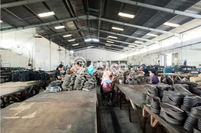 Gudang Dijual di Jati Uwung LT 7550m2, LB 4500m2 Solusi Investasi Cerdas Gudang Dijual di Jati Uwung LT 7550m2, LB 4500m2 Solusi Investasi Cerdas