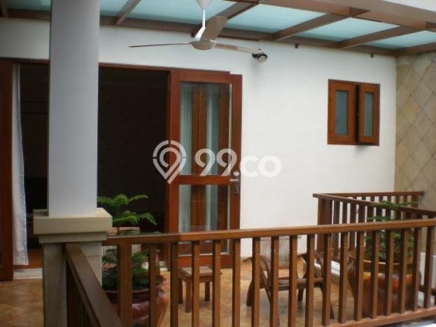 Jual Rumah Luas Megah Dengan View Cantik di Kemang, Jakarta Selatan Jual Rumah Luas Megah Dengan View Cantik di Kemang, Jakarta Selatan